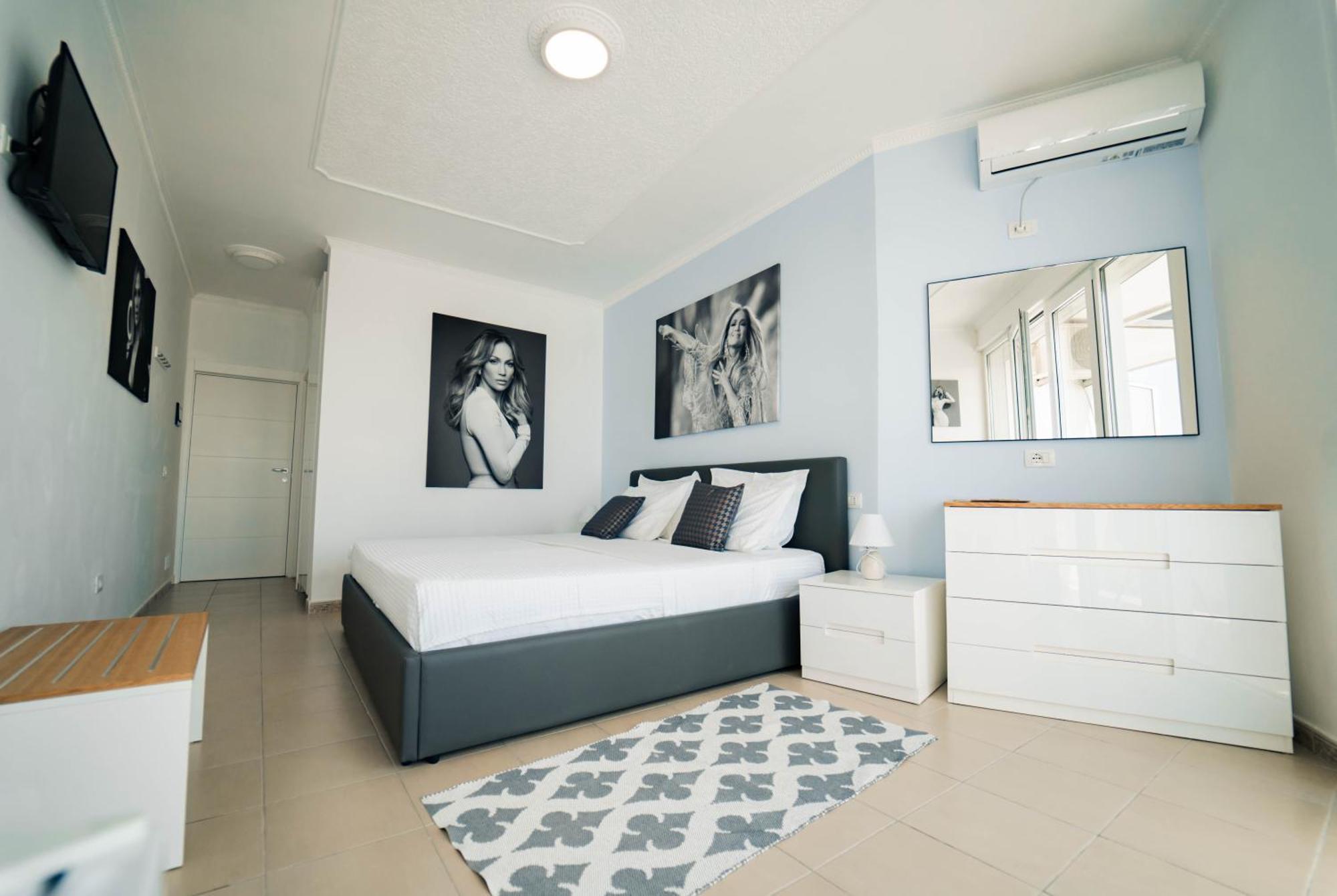 Beachfront Marilyn Durres Luaran gambar